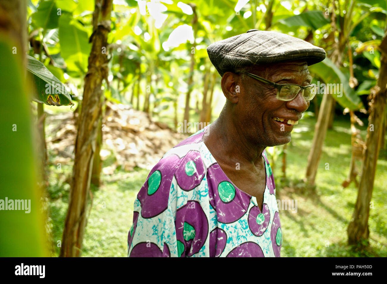Rafael Cassiani, líder del grupo Sexteto Tabala, artesanos de la ancestral Afro-Columbian hijo. Sexteto Tabala es uno de los más representativos mu Foto de stock