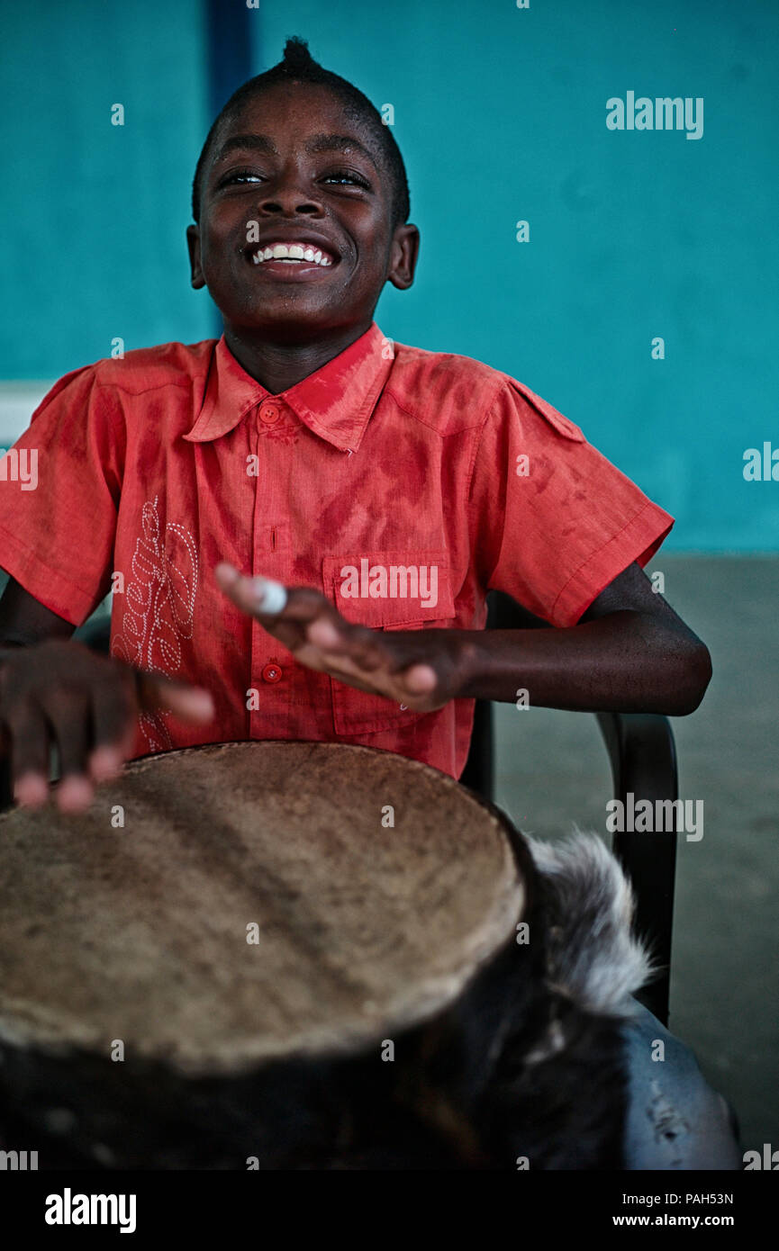 Percusionistas de Colombia. San Basilio de Palenque fue declarado las Obras Maestras del Patrimonio Oral e Inmaterial de la Humanidad por la UNESCO y es considerado el Foto de stock