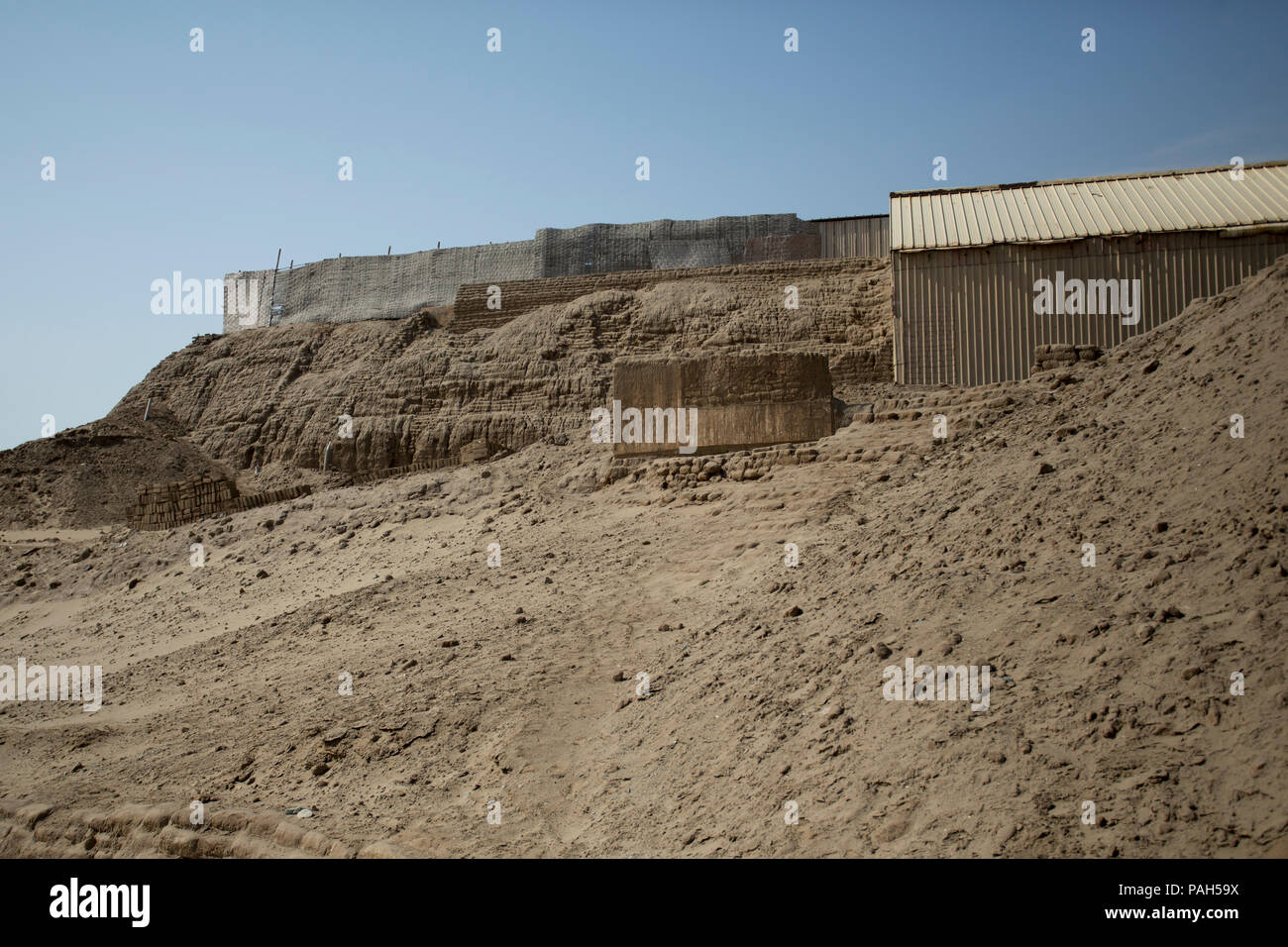 El Brujo sitio arqueológico cerca de Trujillo, Perú, América del Sur Foto de stock