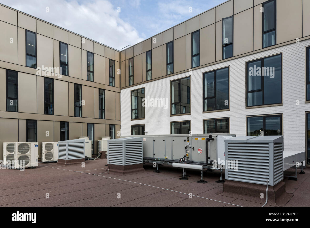 Edificio Marrã³n De Wilfred En La Universidad Brunel Fotos e Imágenes de  stock - Alamy