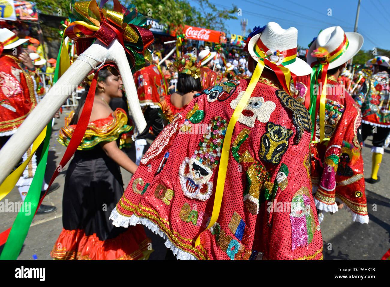 Garabato danza, la eterna lucha entre la vida y la muerte, en el que la expresión corporal es representado por una figura de la muerte que tiene en sus manos el s Foto de stock