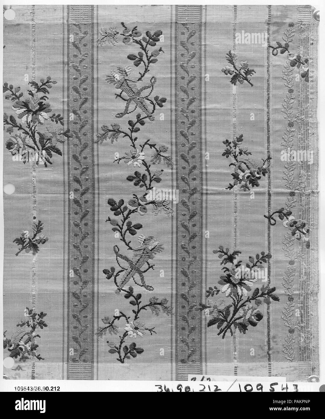 Pieza. Cultura: el francés. Dimensiones: L. 11 3/4" x W. 9 3/4 pulgadas de 29,8 x 24,8 cm. Fecha: del siglo XVIII. Museo: Museo Metropolitano de Arte, Nueva York, Estados Unidos. Foto de stock