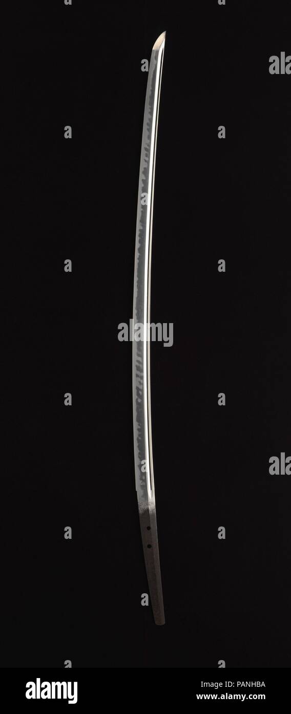 Blade para Una Espada (katana). Cultura: el japonés. Dimensiones: L. 36 1/2  pulg. (92,8 cm); L. de vanguardia 28 de 1/16 in. (71,5 cm); D. de curvatura  1. (1,5 cm). Swordsmith: Inscrito