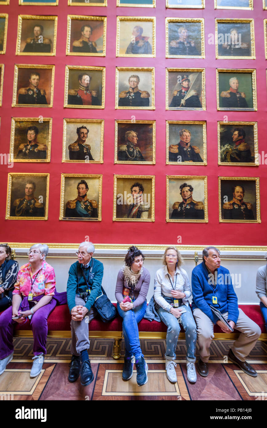 La galería de retratos de los Héroes de la guerra de 1812 en el Museo Estatal del Hermitage, en San Petersburgo, Rusia Foto de stock