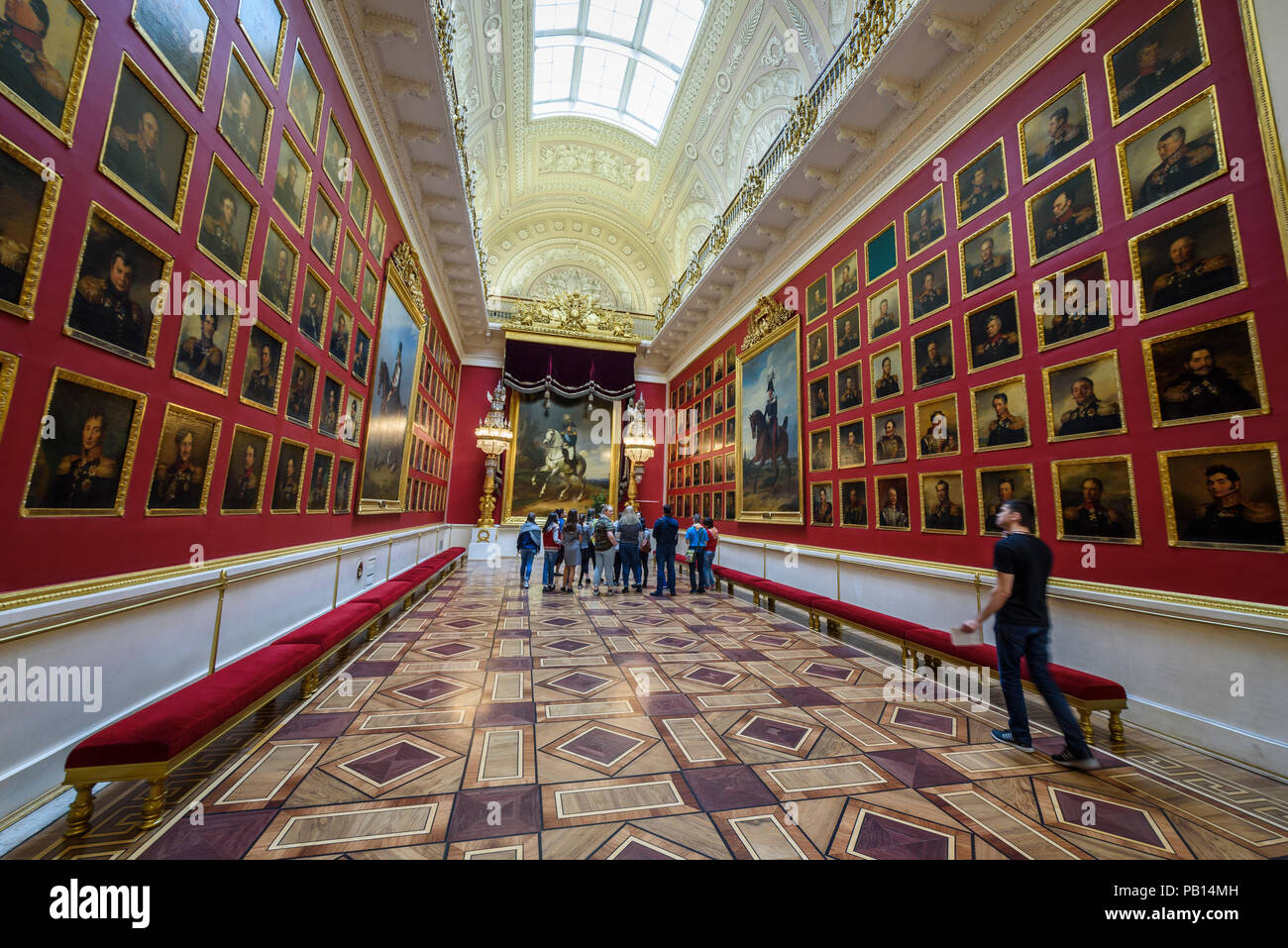 La galería de retratos de los Héroes de la guerra de 1812 en el Museo Estatal del Hermitage, en San Petersburgo, Rusia Foto de stock