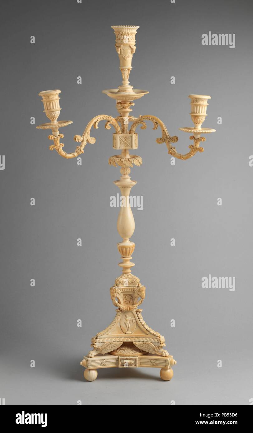 Quantità di Monica vittime candelabro en ingles Una certa Absay Medico