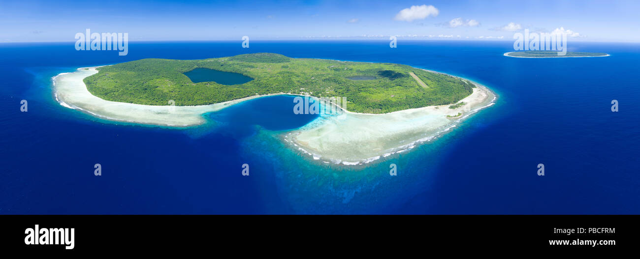 Antena de la isla de Santa Ana, Islas Salomón Foto de stock