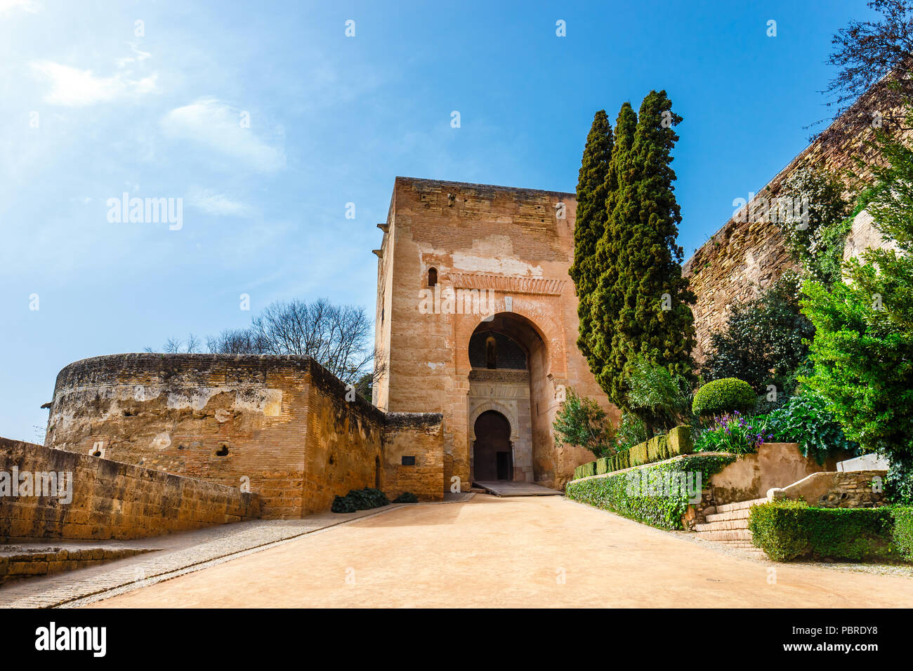 Puerta de la justicia (Puerta de la Justicia), puerta al complejo de la  Alhambra en Granada, España Fotografía de stock - Alamy