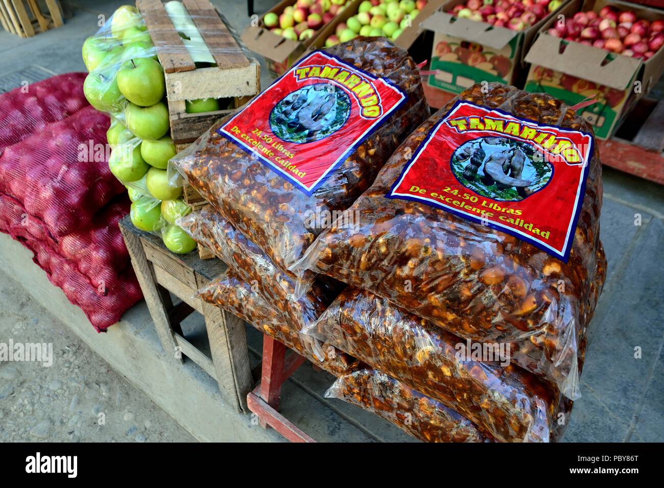 Bolsas De Tamarindo Fotos E Imagenes De Stock Alamy Bolsas De Tamarindo Fotos E Imagenes De Stock Alamy