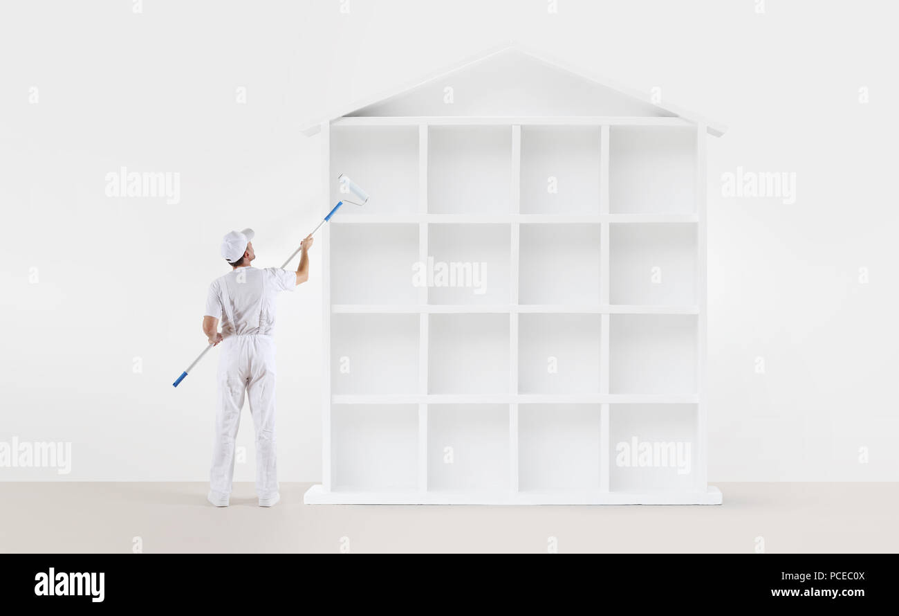 Concepto De Servicio Domestico Pintor Hombre Con Rodillo De