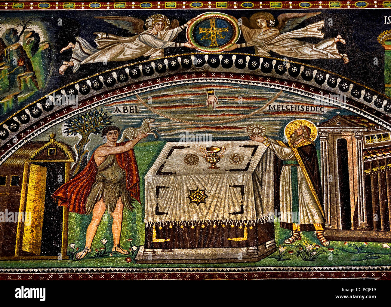 El sacrificio de Abel y Melquisedec en la Basílica de San Vitale 547 AD 6 siglo en Ravenna - Mosaicos ( tardía, la arquitectura romana y bizantina) - Emilia-Romaña en el norte de Italia. ( Sitio de Patrimonio Mundial de la UNESCO ). Foto de stock