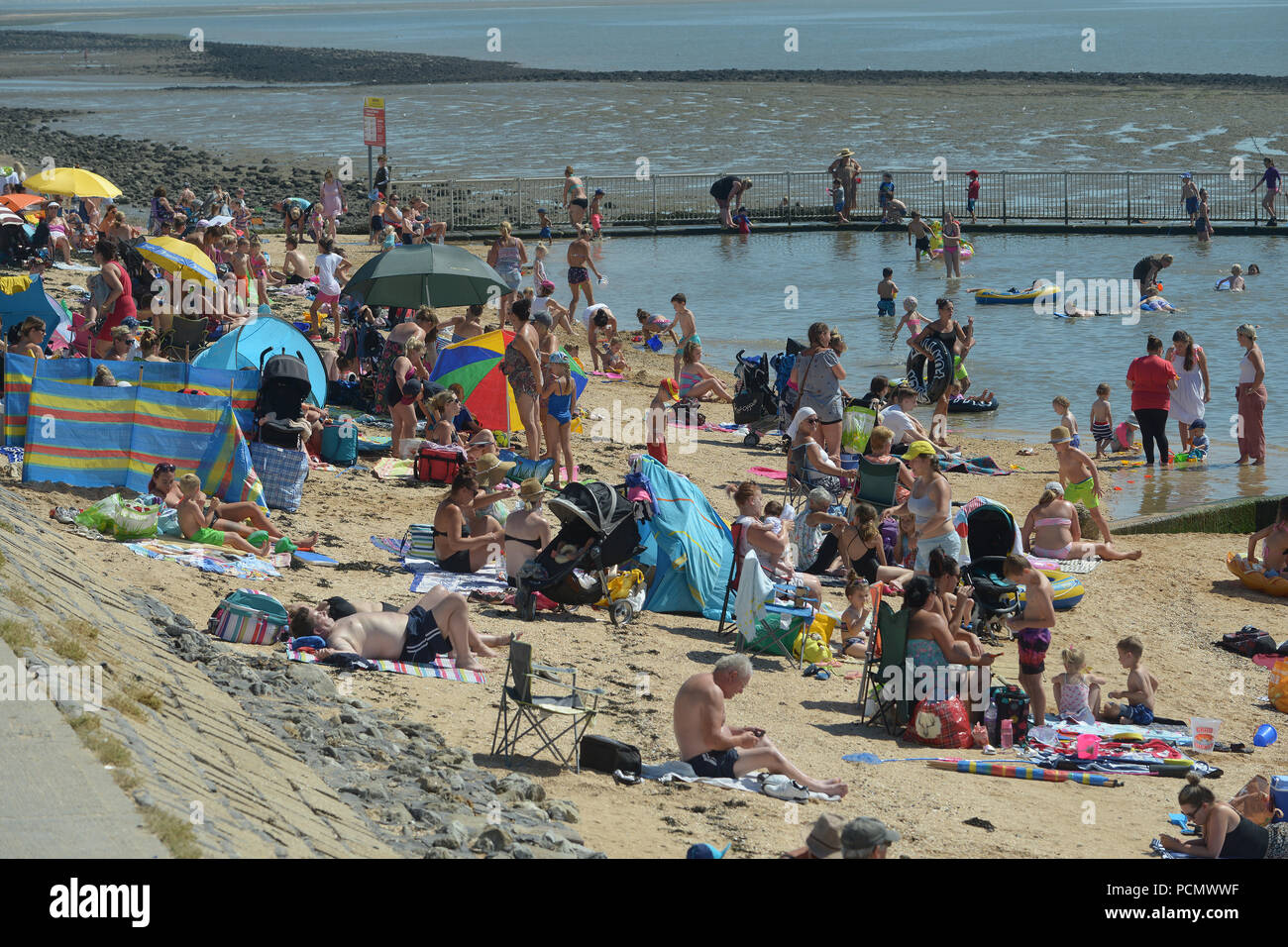 Canvey island beach fotografías e imágenes de alta resolución Alamy