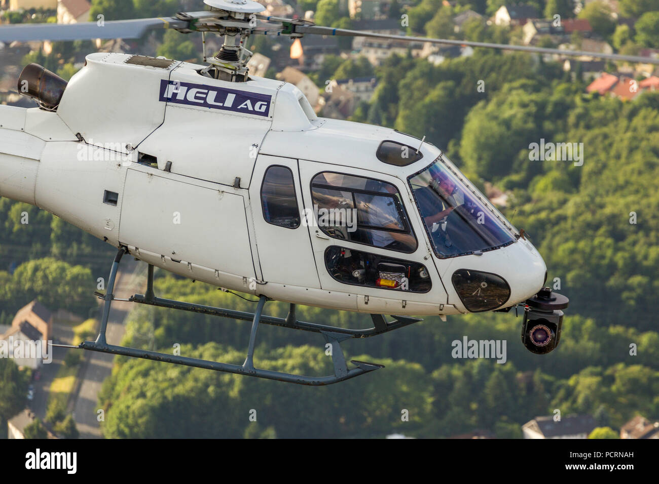 Helicóptero con cámara de visión nocturna pilló a 3 jovenes en una