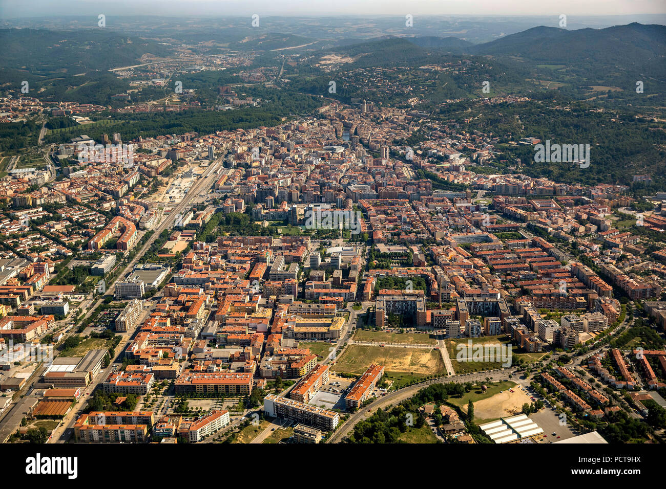Vista general de la antigua ciudad de Girona, Costa Brava, Girona, Cataluña, España Foto de stock