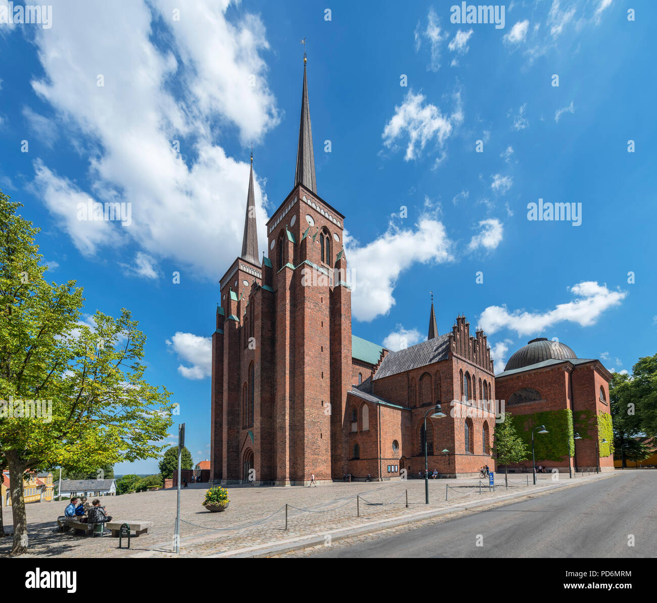 (Catedral Roskilde Roskilde Domkirke) en el centro histórico de la ciudad de Roskilde, Zelanda, Dinamarca Foto de stock