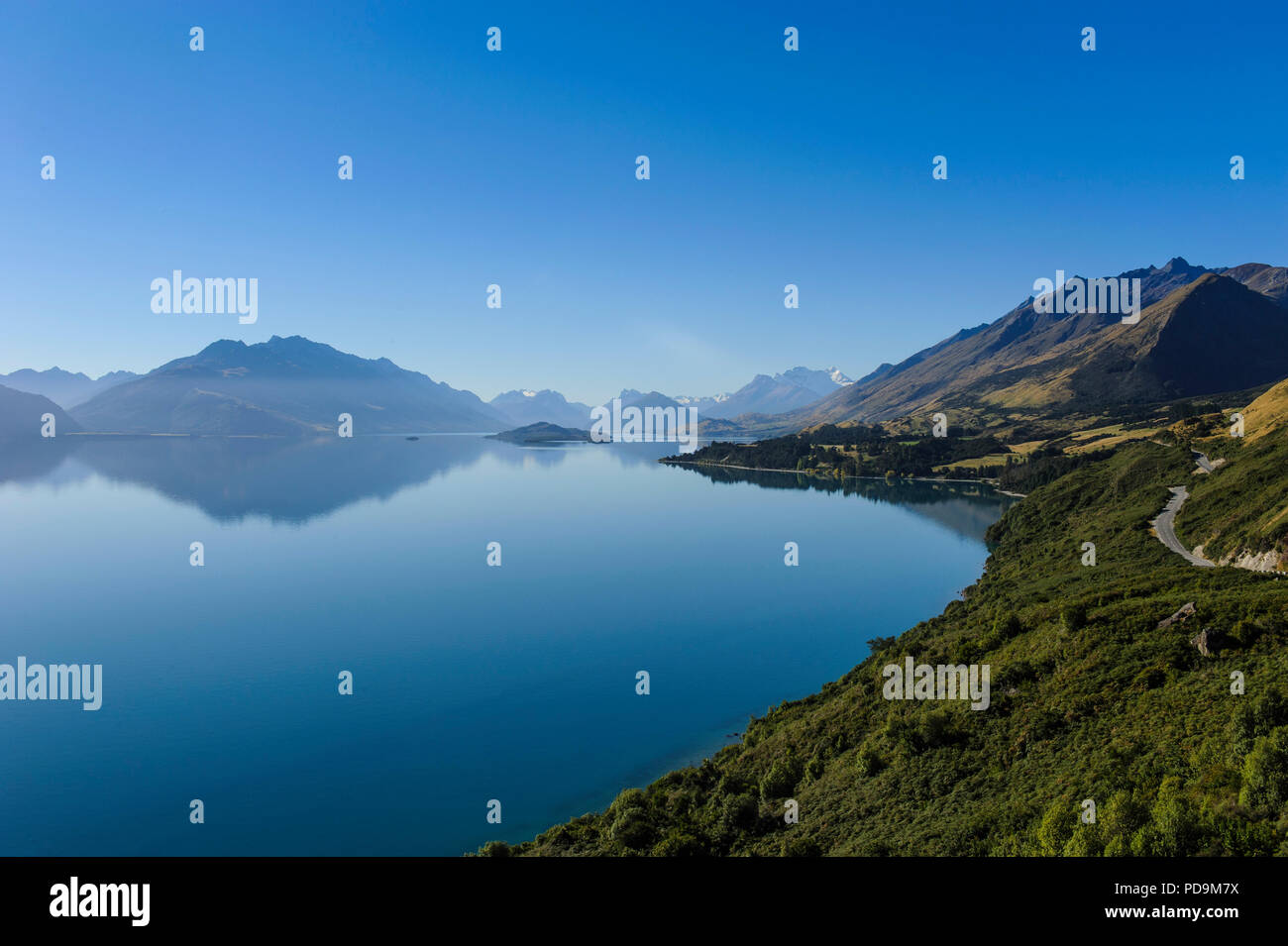 Lago Wakaipu, alrededor de Queenstown, Isla del Sur, Nueva Zelanda Foto de stock