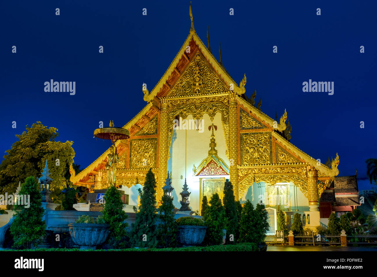 Wihan Luang de Wat Phra Singh, Chiang Mai, Tailandia Foto de stock