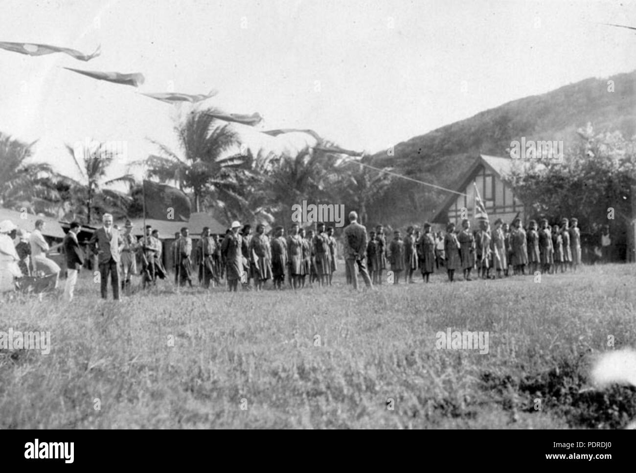 120 Archivos del Estado de Queensland 5820 Guías y Scouts Badu Junio 1931 Foto de stock
