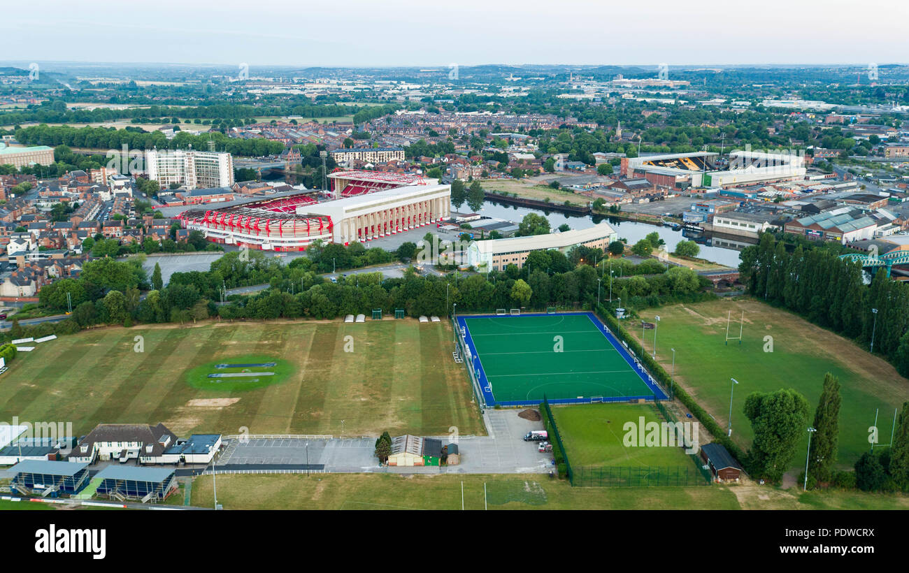 Nottingham estadios desde el aire Foto de stock