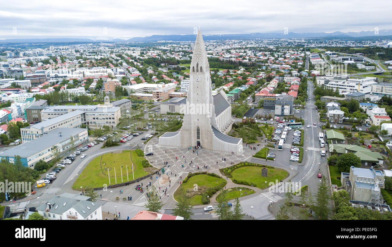 La Iglesia Hallgrimskirkja, Reykjavik, Iceland Foto de stock