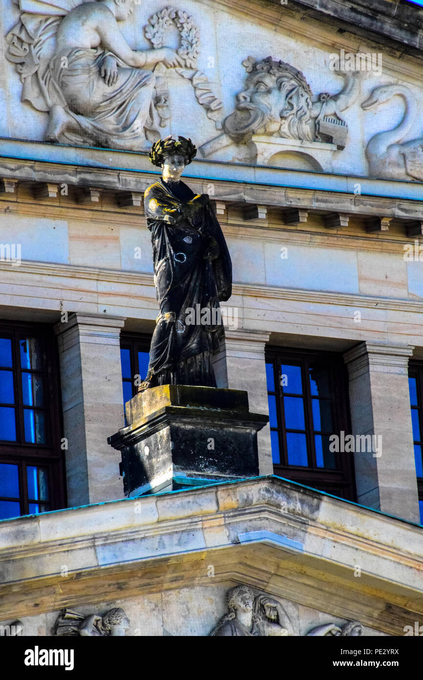 El Berlín histórico Concert Hall en el Gendarmenmarkt de Berlín, Alemania Foto de stock