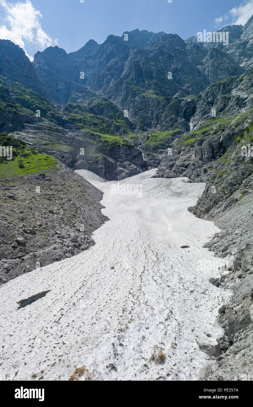 Campo de Hielo Watzman Eiskepelle y montaña. El parque nacional de Berchtesgaden en Baviera, Alemania Foto de stock