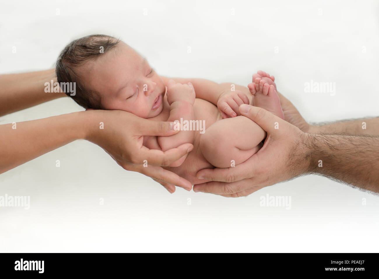 Bebe Indio Y Padres Mano Fotos E Imagenes De Stock Alamy