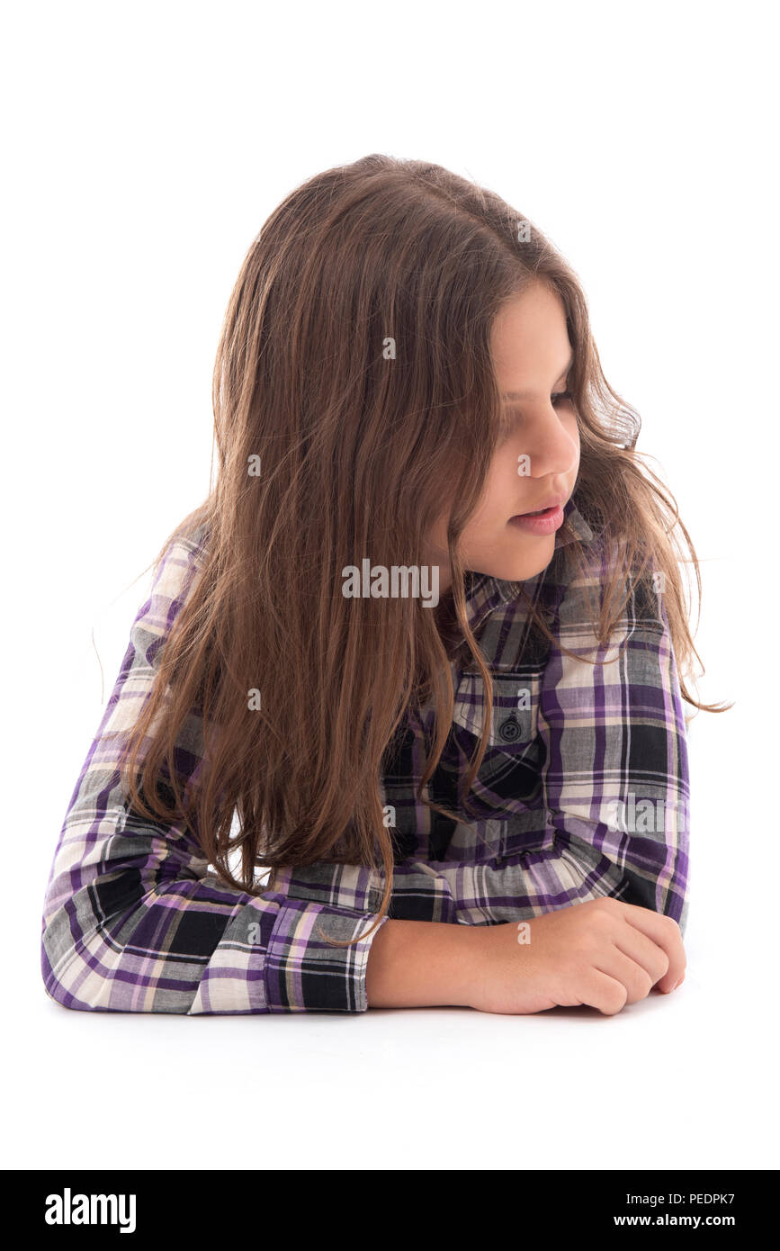 Joven chica expresiva en una sesión de fotos en estudio. Foto de stock