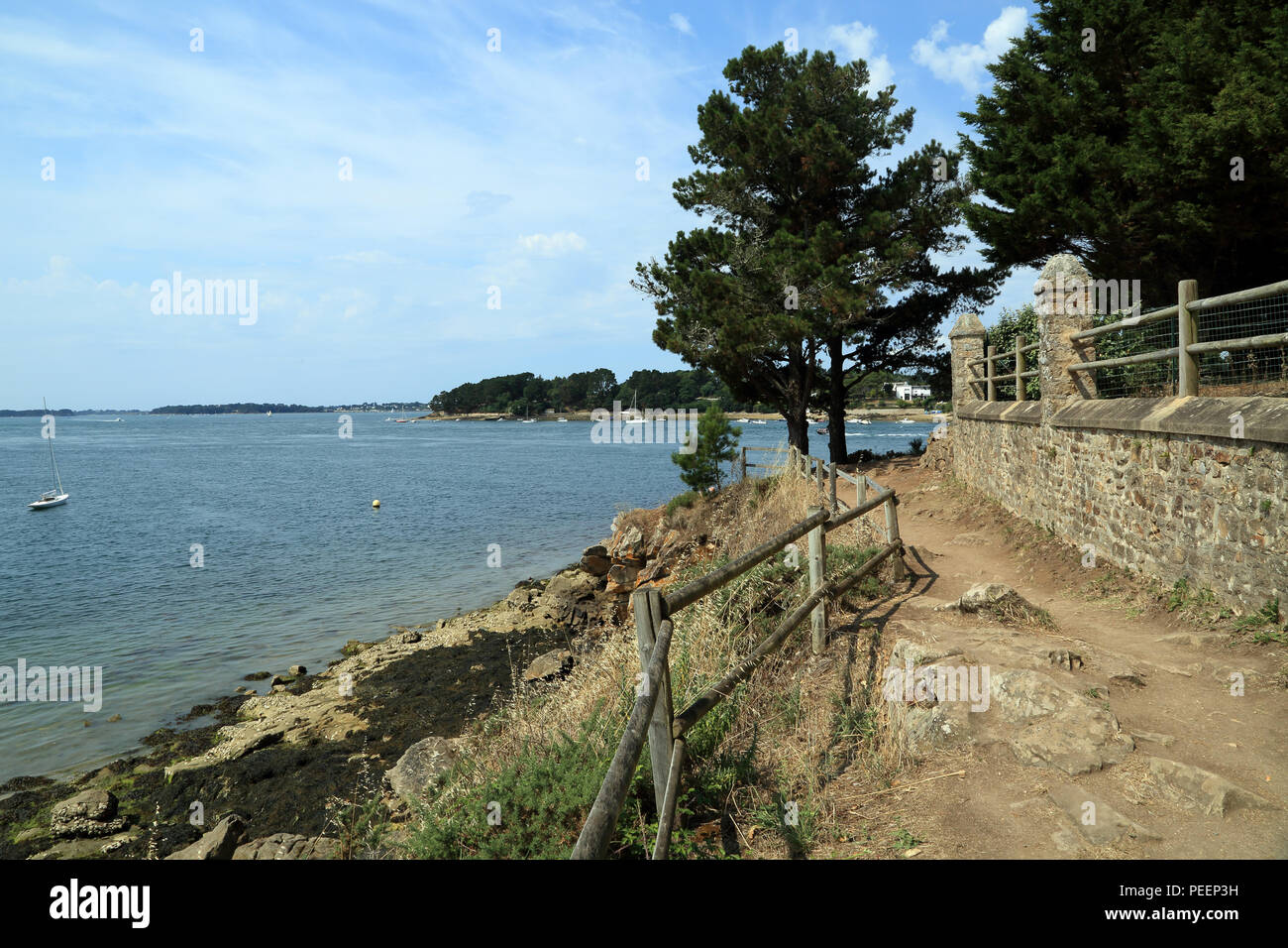 Pointe de toulindac fotografías e imágenes de alta resolución Alamy