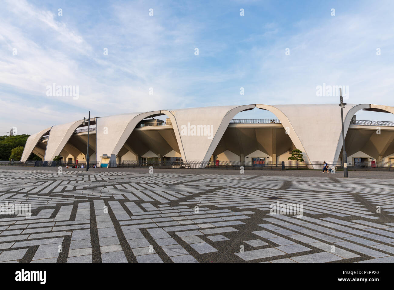 Komazawa Olympic Park Stadium (Murata Masachika Architects), construido para los Juegos Olímpicos de Verano de 1964 en Tokio, Japón Foto de stock