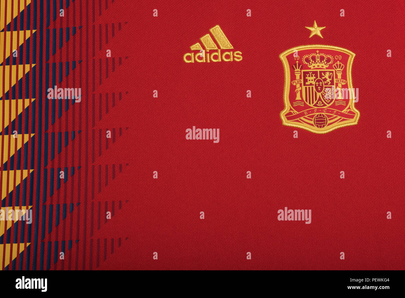 Mundial 2018 camiseta roja de Esoaña, Camiseta España