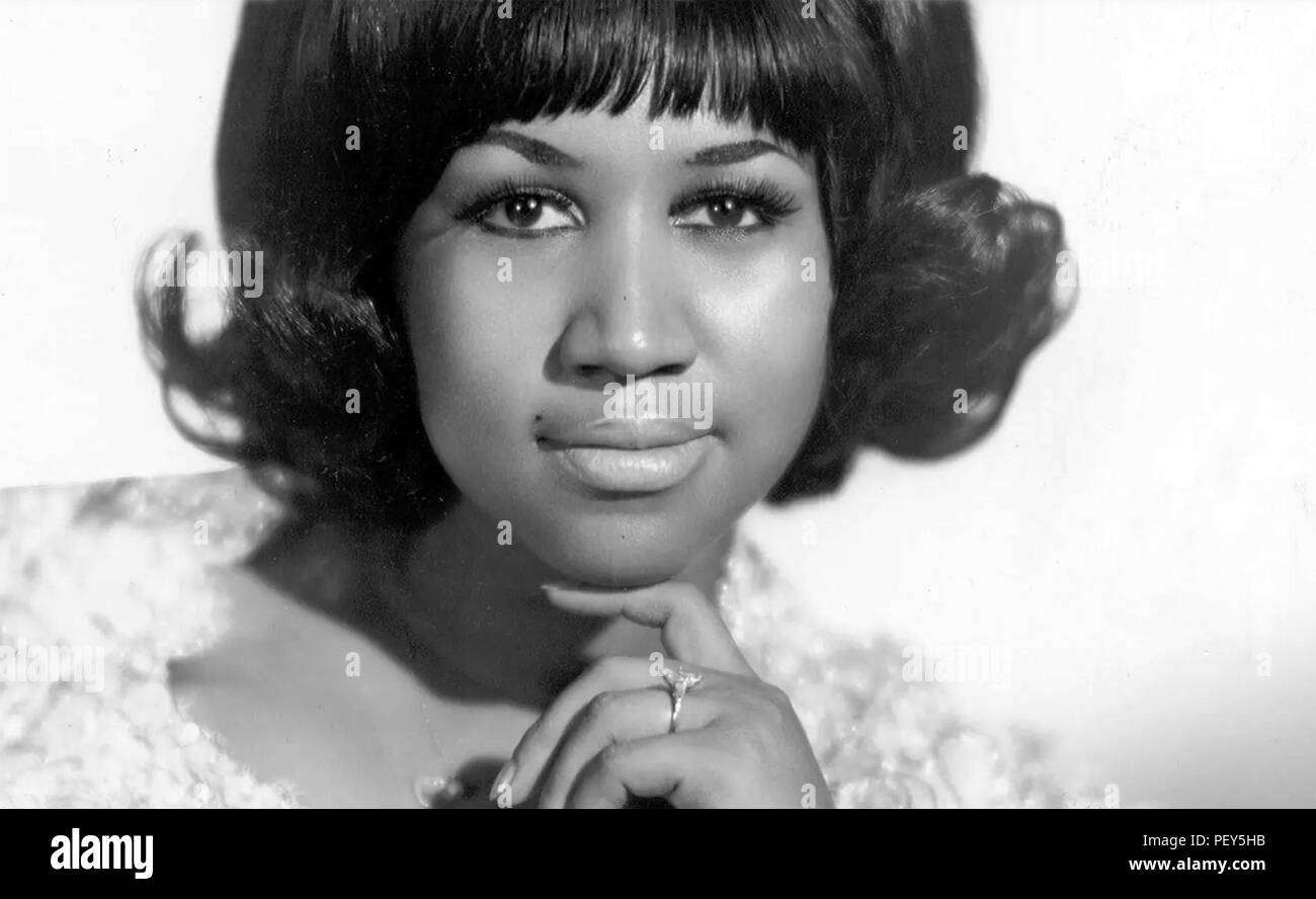 ARETHA FRANKLIN (1942-2018) foto promocional de la cantante y pianista estadounidense alrededor de 1968. Foto de stock