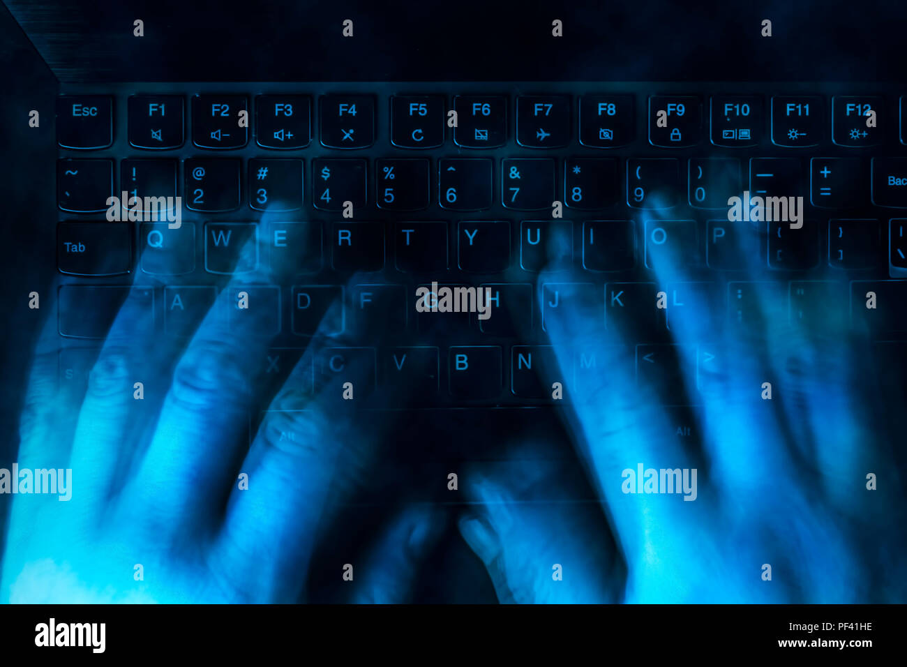 Troll keyboard fotografías e imágenes de alta resolución Alamy