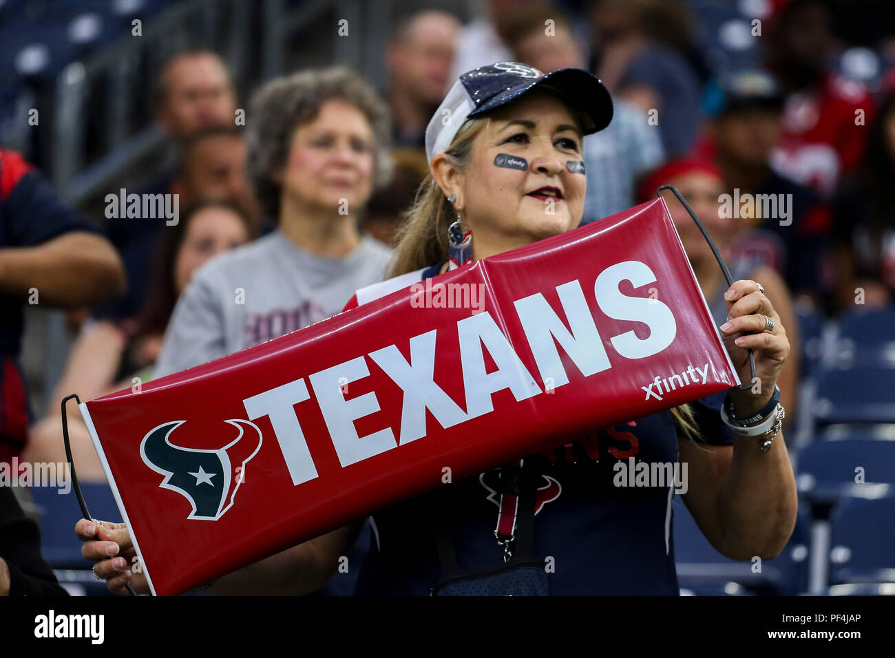 Houston, EE.UU. 18 de agosto de 2018. Un ventilador de los Houston Texans durante una pretemporada juego de fútbol americano de la NFL entre los Houston Texans y los San Francisco 49ers en NRG Stadium en Houston, TX. John Glaser/CSM Crédito: Cal Sport Media/Alamy Live News Foto de stock