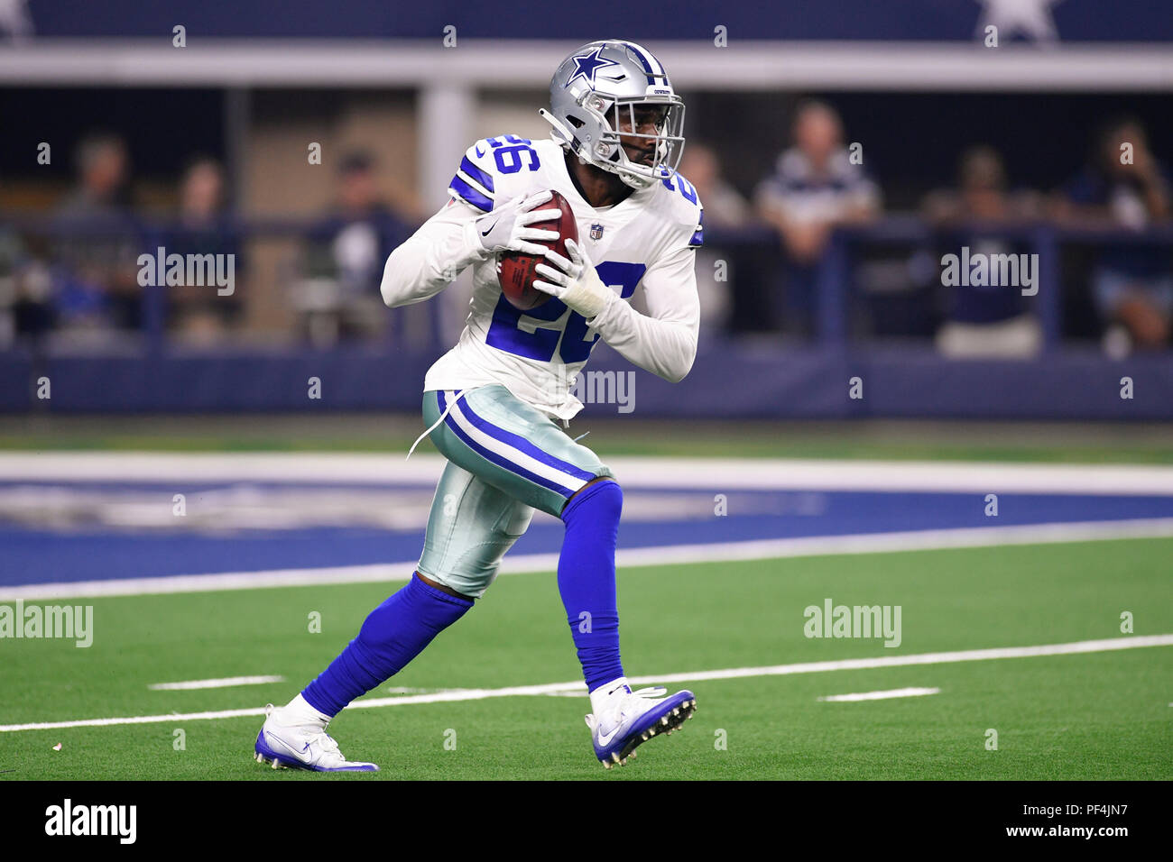 Texas Ee Uu 18 De Agosto De 2018 Dallas Cowboys Cornerback Duke Thomas 26 Durante El Juego De Futbol Americano De La Nfl Entre Los Cincinnati Bengals Y Los Dallas Cowboys En At T