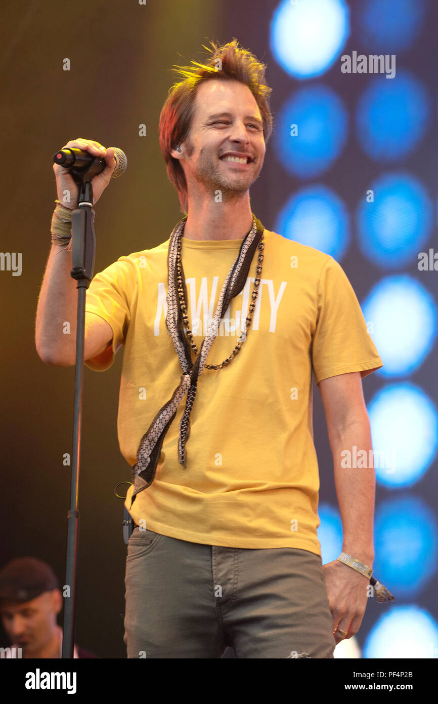 En Henley-on-Thames, Reino Unido. 18 Aug, 2018. Chesney Hawkes realiza en Rewind Festival South - Día uno - al templo Isla Meadows, Henley-on-Thames, Oxfordshire, Sábado 18 de agosto de 2018 Foto de Keith Mayhew Crédito: KEITH MAYHEW/Alamy Live News Foto de stock