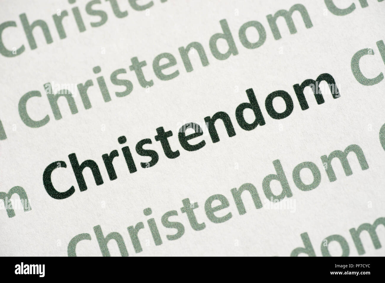 Word la Cristiandad impreso en papel blanco macro Foto de stock