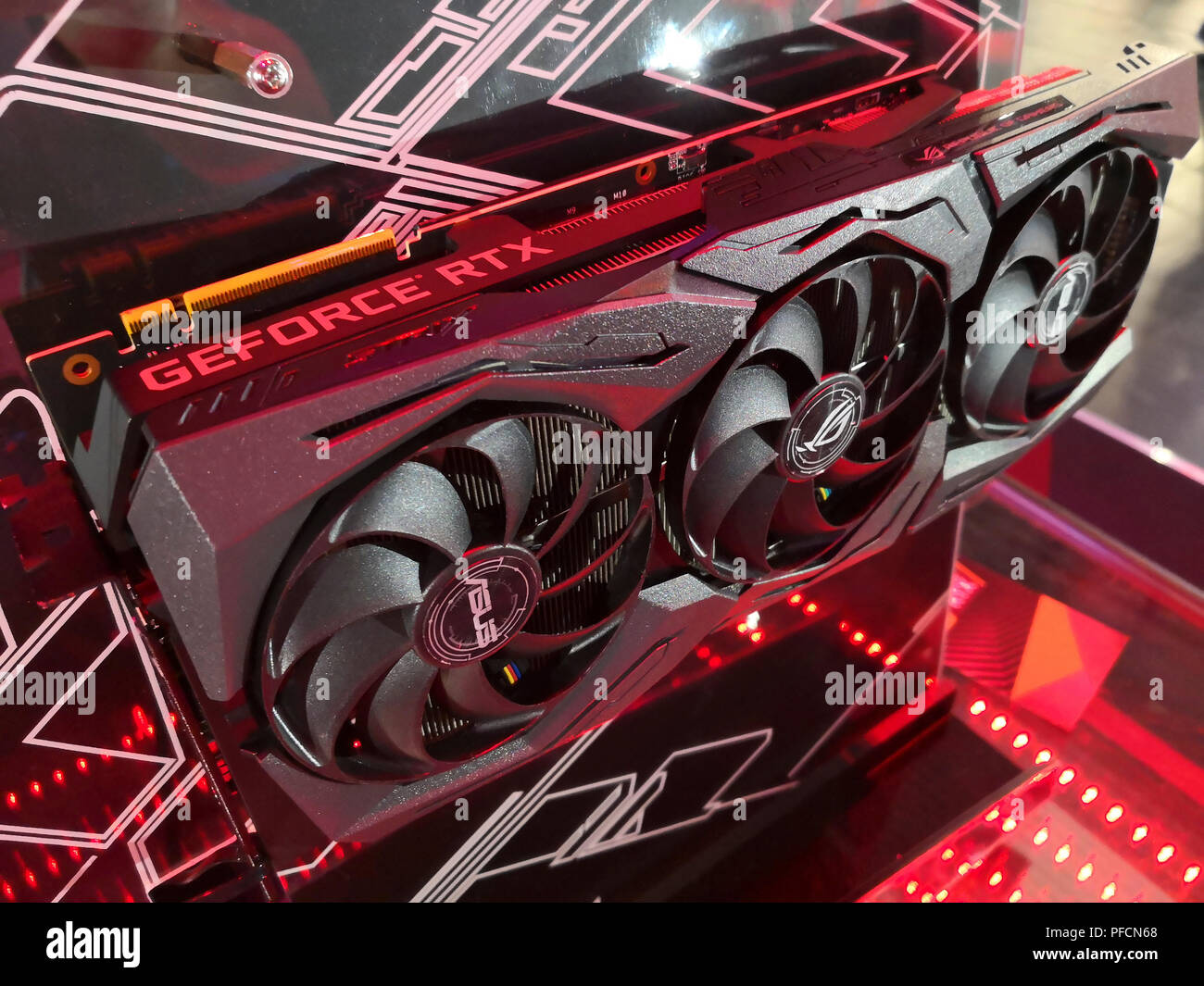 Nvidia geforce rtx 2080 fotografías e imágenes de alta resolución - Alamy