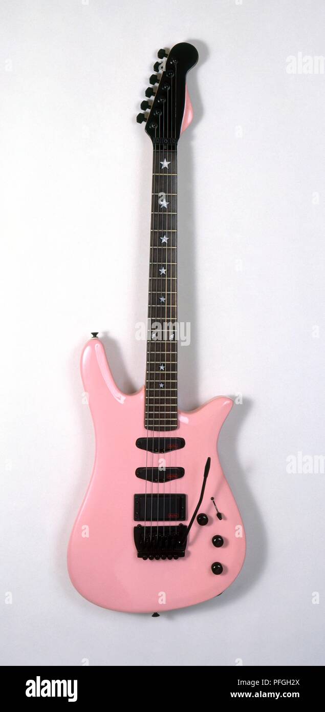 Starforce 8007, Rosa guitarra eléctrica Fotografía de stock - Alamy
