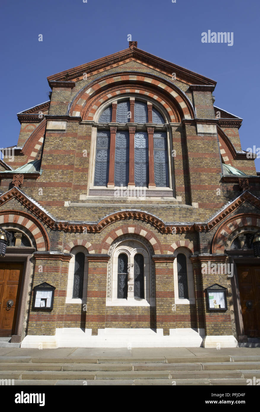 Gran Bretaña, Inglaterra, Londres, Bayswater, Catedral Ortodoxa Griega de Santa  Sofía, fachada Fotografía de stock - Alamy