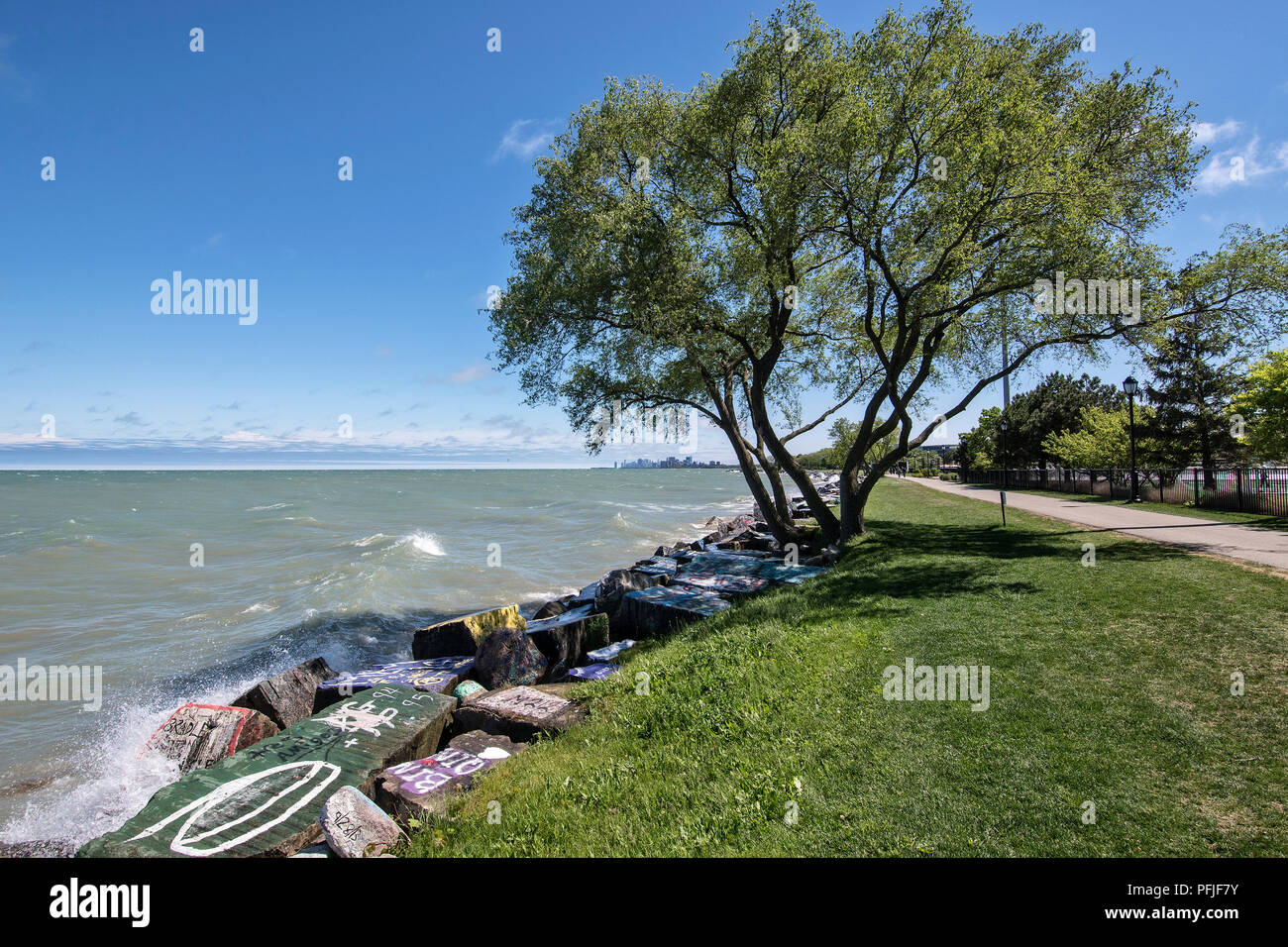 La Northwestern University Lakefill en Evanston, Illinois, con vistas del lago Michigan y la ciudad de Chicago. Foto de stock