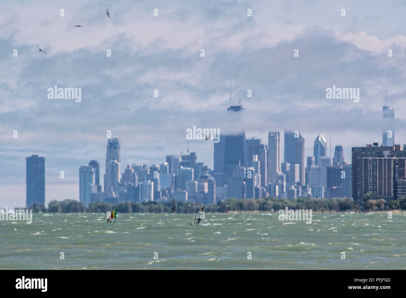 La Northwestern University Lakefill en Evanston, Illinois, con vistas del lago Michigan y la ciudad de Chicago. Foto de stock