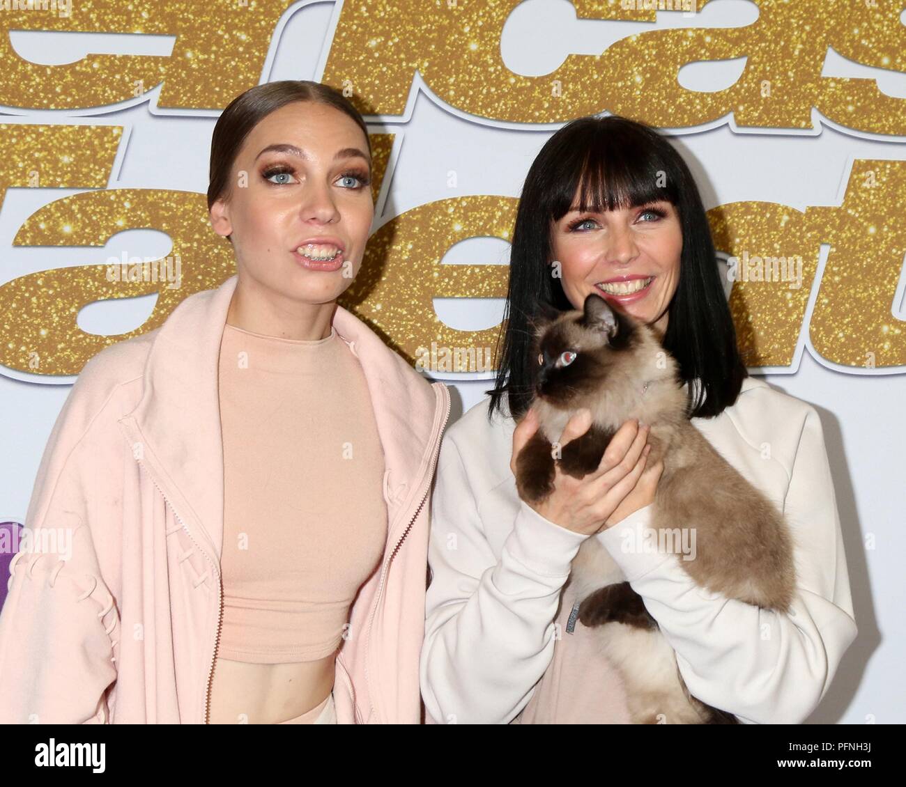 LOS ANGELES - 21 DE AGOSTO: Los Savitsky Cats en el 'America's Got Talent'  Live Show Red Carpet en el Dolby Theatre el 21 de agosto de 2018 en los  Angeles, CA