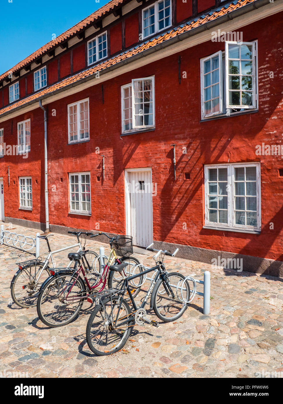 Ciclo, Rack de Kastellet, Fortaleza, la Ciudadela, Copenhague, Zelanda, Dinamarca, Europa. Foto de stock
