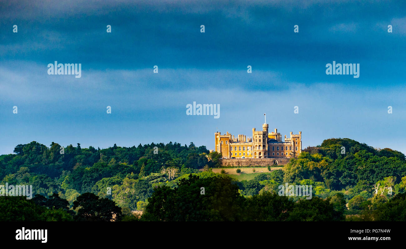 Castillo de Belvoir, Leicestershire, Inglaterra, Reino Unido - Castillo de Belvoir (que se pronuncia beaver) es el hogar ancestral de los Duques de Rutland Foto de stock