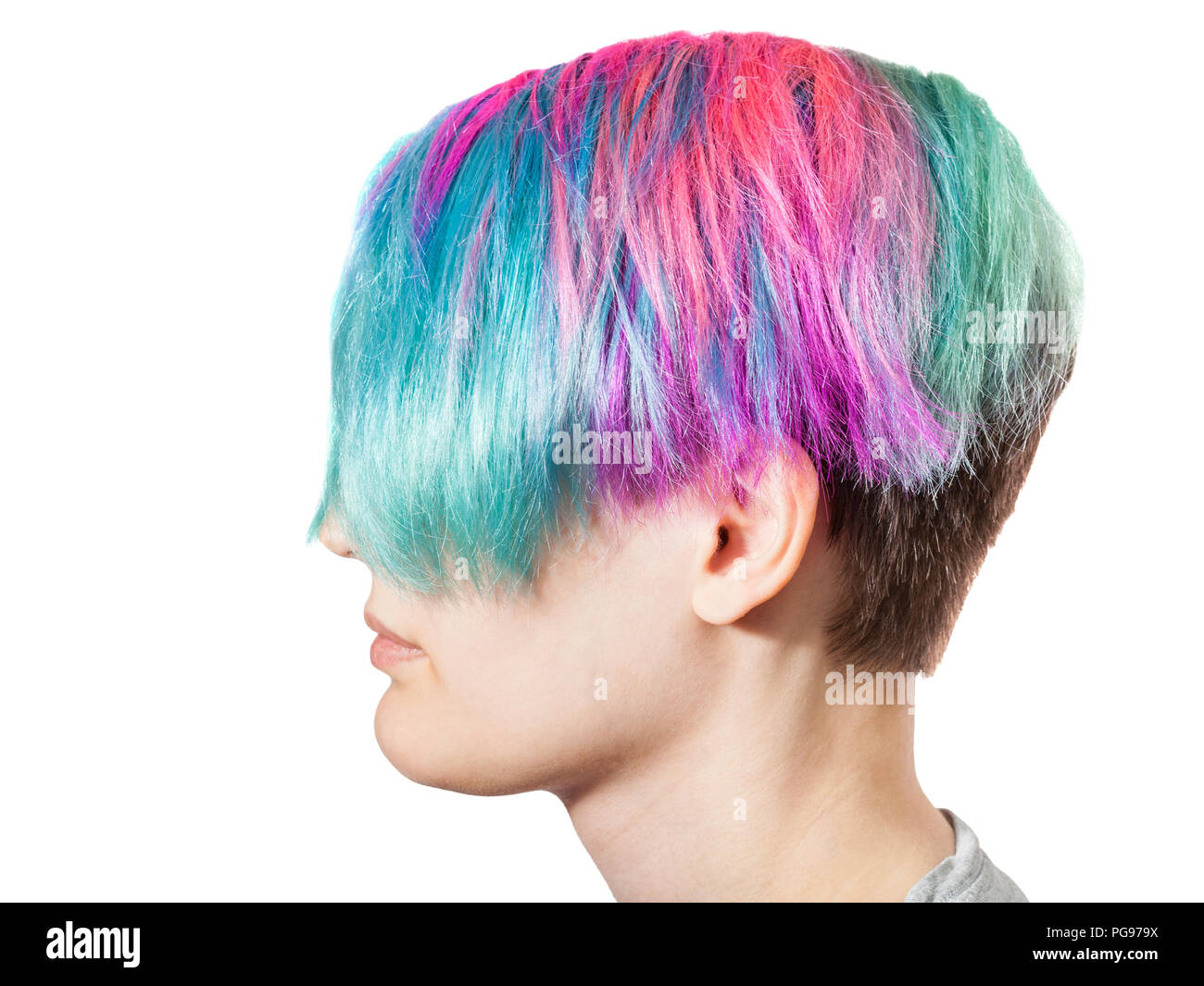 Cabeza femenina con el pelo teñido de varios colores sobre fondo blanco  Fotografía de stock - Alamy