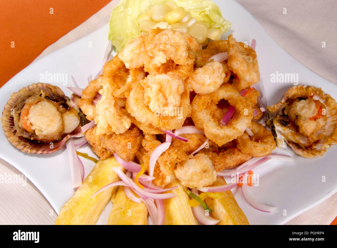 Jalea de mariscos, jalea de mariscos es un tradicional y muy popular ...