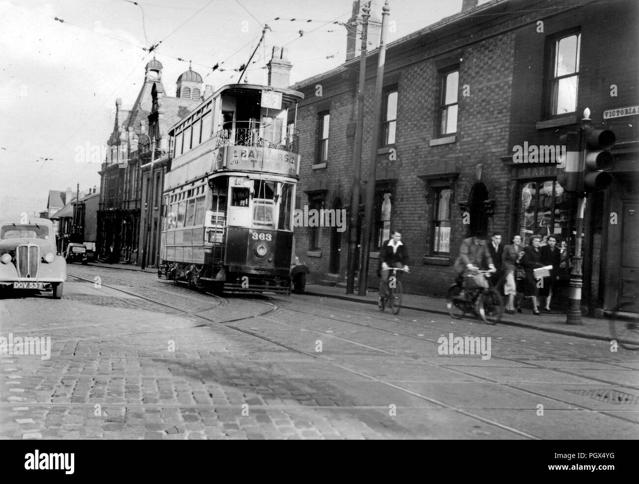 Birmingham Corporation en tranvía en Victoria Road, Aston 1956 Foto de stock