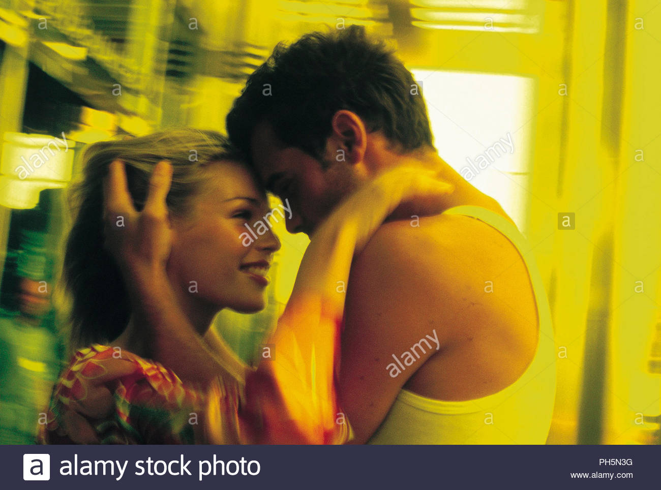 Pareja joven afectuoso Foto de stock