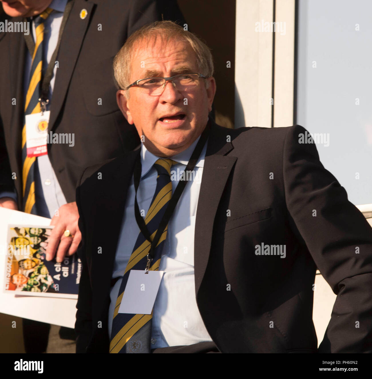 Presidente de Scottish FA Alan McRae durante la Copa del Mundo partido de clasificación en el St Mirren Park, Paisley. Asociación de la prensa de la foto. Imagen Fecha: jueves 30 de Presidente de Scottish FA Alan McRae durante la Copa del Mundo partido de clasificación en el St Mirren Park, Paisley. Asociación de la prensa de la foto. Imagen Fecha: jueves 30 de